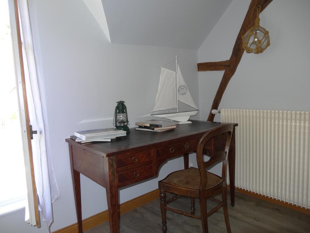 Jardin De Canaan Saint-Julien-de-Chedon Room photo